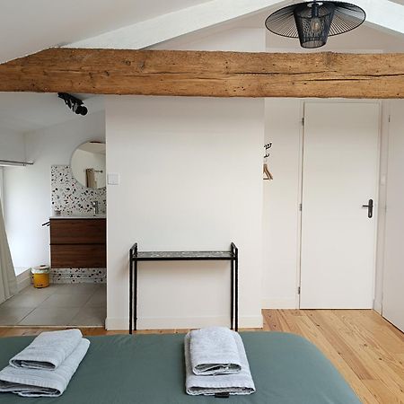 Maison Irondas Saint-Pierre-d'Aurillac Extérieur photo