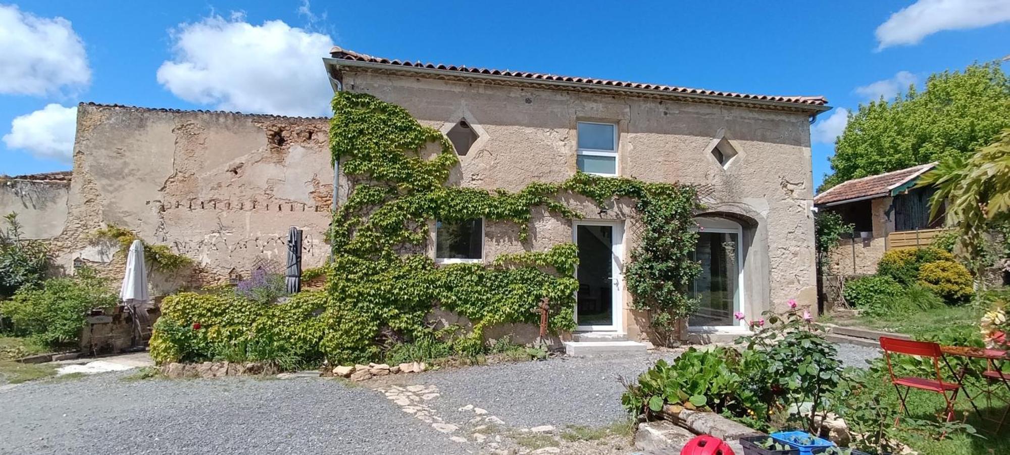 Maison Irondas Saint-Pierre-d'Aurillac Extérieur photo